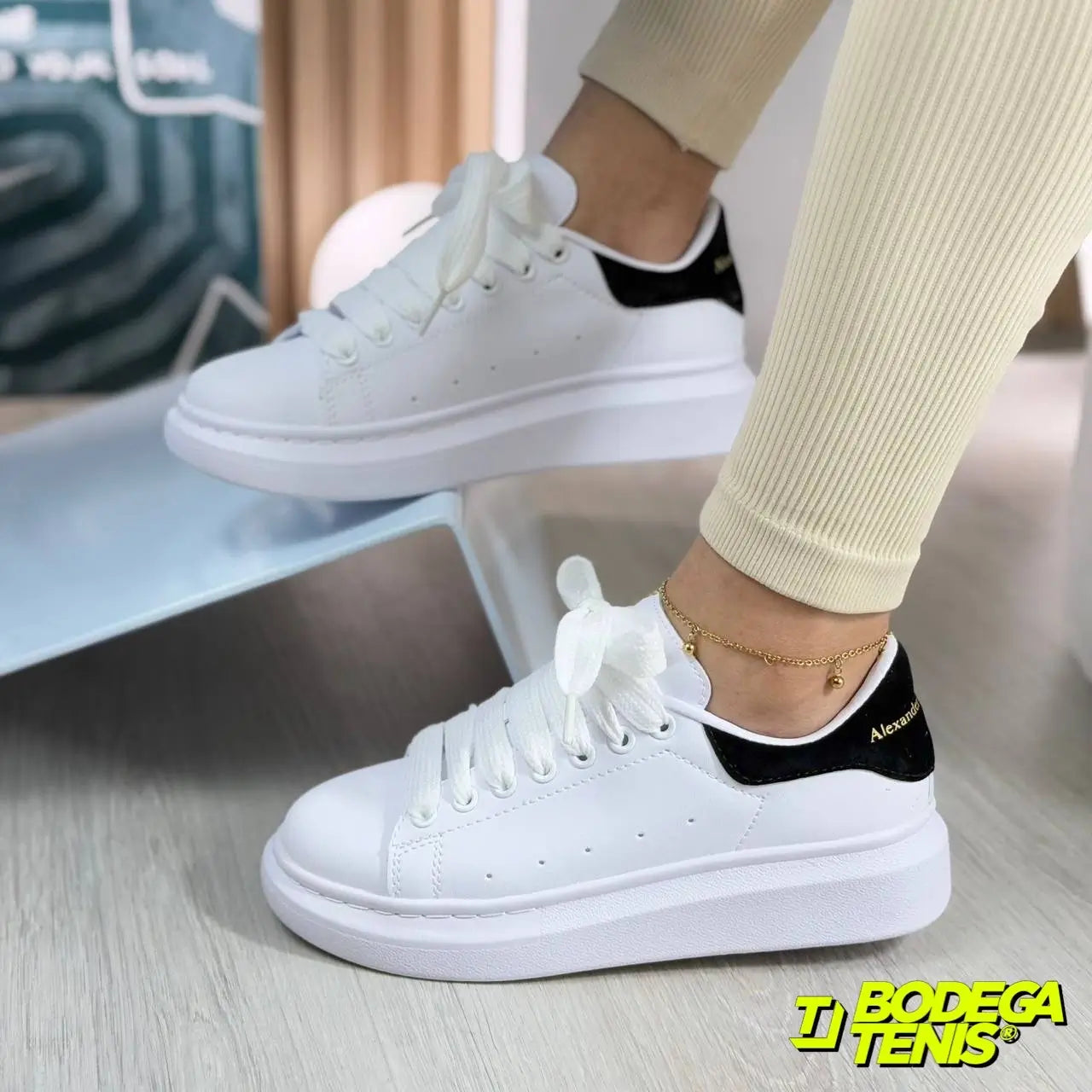 Mujer & Hombre - AMQBN (LMT)